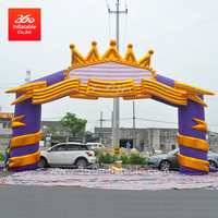 Arco de dibujos animados de corona de rey inflable personalizado personalizado